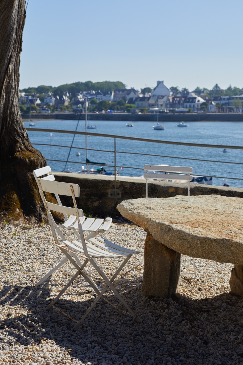 table en granit faite avec 3 blocs