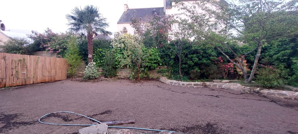 préparation du sol en vue d'un gazon de placage